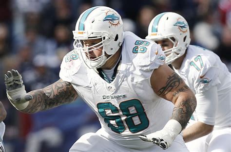 Bills Sign Richie Incognito