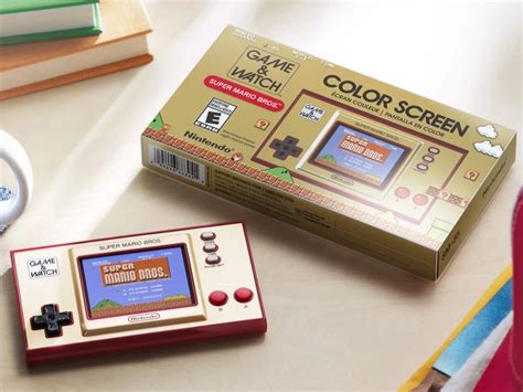 Nintendo Game & Watch classic console has a full-color LCD screen ...