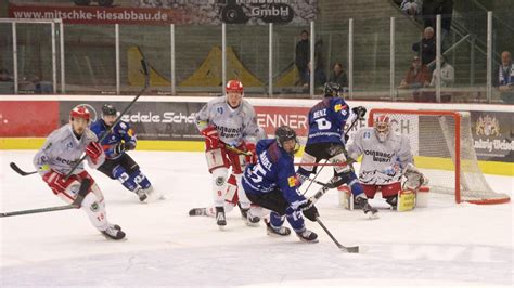 Eishockey HC Landsberg Holt In Der Eishockey Bayernliga Den Ersten Punkt