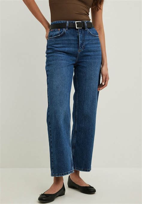 Na Kd Hochgeschnittene Cropped Jeans A Sigaretta Mid Blue Blu Zalando It