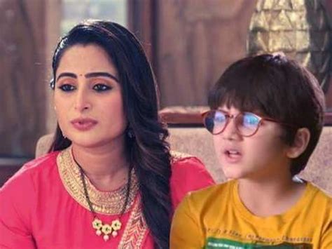 Ghum Hai Kisi Ke Pyar Mein Episode Pakhi Will Elope With Her Son