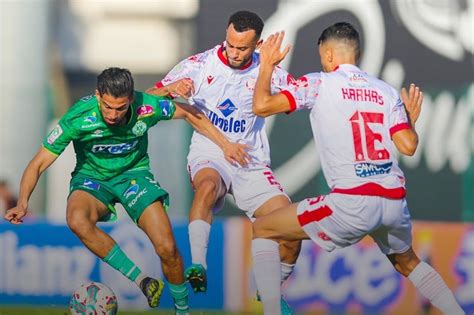 الرجاء يتغلب بثنائية نظيفة على الوداد في ديربي البيضاء بالدوري الاحترافي