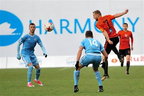 Futbalisti Zdolali Slovan Po Prv Raz V Sez Ne