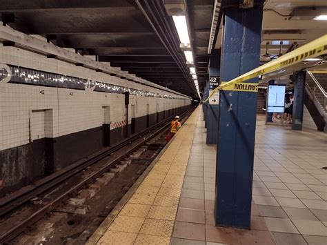 Nypd Seeks Publics Help In Identifying Suspect In Broadway Lafayette