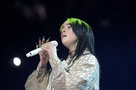 Billie Eilish S Performance At The Grammys Video Popsugar