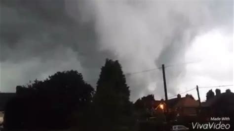 UK weather: Watch this amazing tornado-style footage of clouds as ...