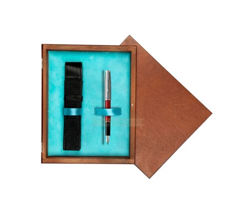 Parker Sonnet Sand Blasted Metal Red CT Fountain Pen Single Wooden Box