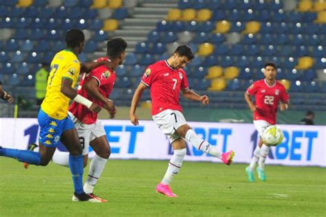 القنوات الناقلة لمباراة منتخب مصر الأوليمبي أمام غينيا فى نصف نهائي أمم