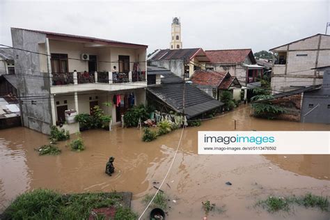 Indonesien Berschwemmungen In Jakarta Imago