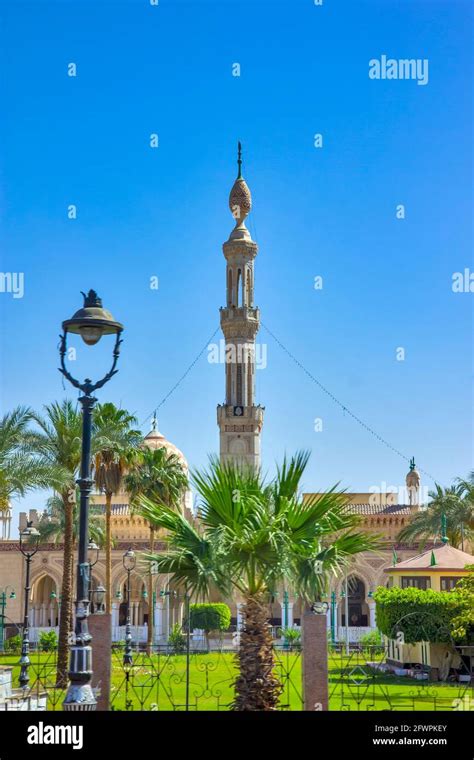 Qena mosque hi-res stock photography and images - Alamy