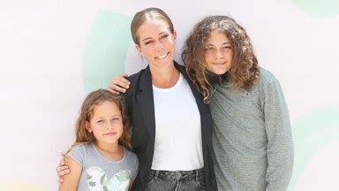 Kendra Wilkinson Shares Rare New Photos Of Her 2 Kids In Hawaii ...