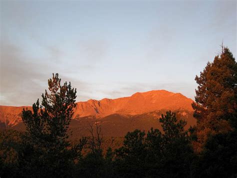 Pikes Peak Sunrise : Photos, Diagrams & Topos : SummitPost