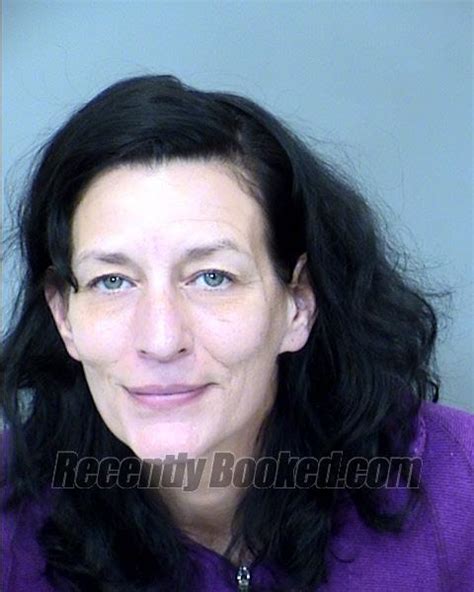 Recent Booking Mugshot For Kim N Burns In Maricopa County Arizona