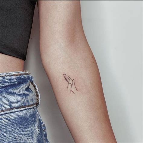 Pin De Ma Ria Ni Ta Em Tatoo Inspo Tatuagem Minimalista Tatuagens Elegantes Tatuagem