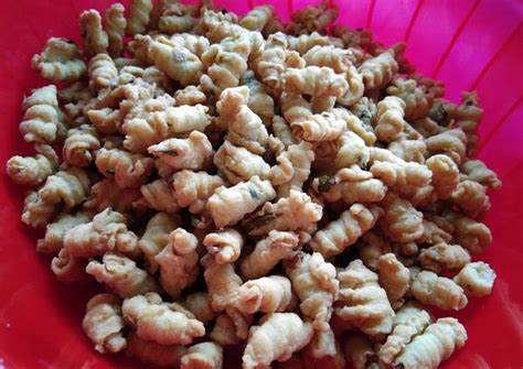 Resep Kue Bawang oleh Tuti Setiawati - Cookpad