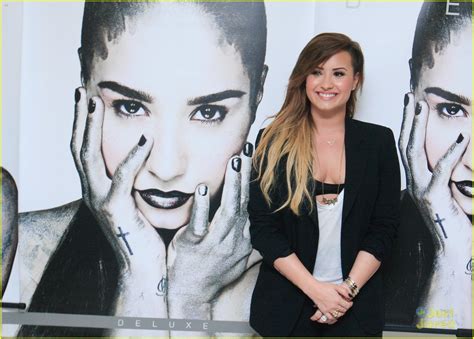 Demi Lovato Greeted By Fans Ahead Of Neon Lights Concerts In Brazil