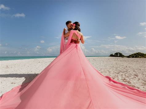 Underwater Wedding Proposal In Maldives With Romantic Couple Portraits