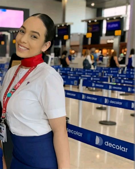 latam airlines comissária de voo flight attendant cabin crew 2024