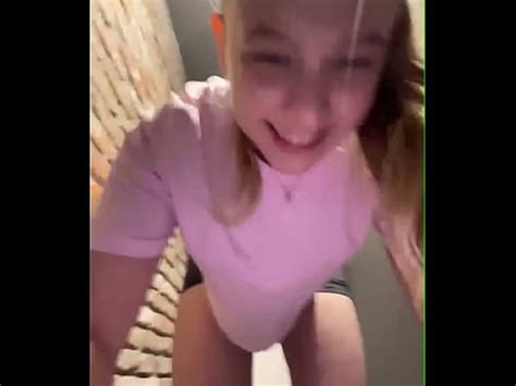 Sexy Training And Squirting In The Gym XVIDEOS