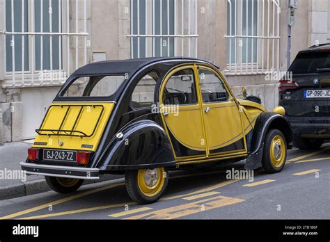 Nancy France Yellow and black Citroën 2CV6 Spécial parked on the