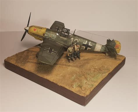 Airfix 1:48 Bf 109 E-7 Full diorama completed! - 1/48 Military Spitfire ...