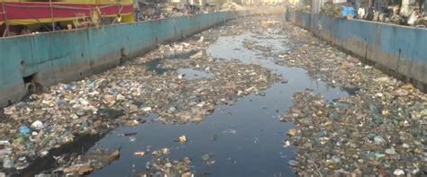 Mithi River: the pollution of poverty - We Are Water