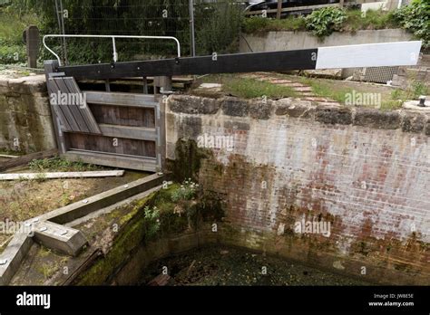 Bowbridge Lock On The Thames Severn Canal Close To Stroud