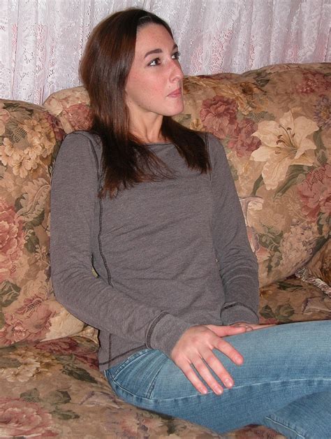 College Beauty Summer Tyme Strips And Poses Naked At The Casting CoedCherry