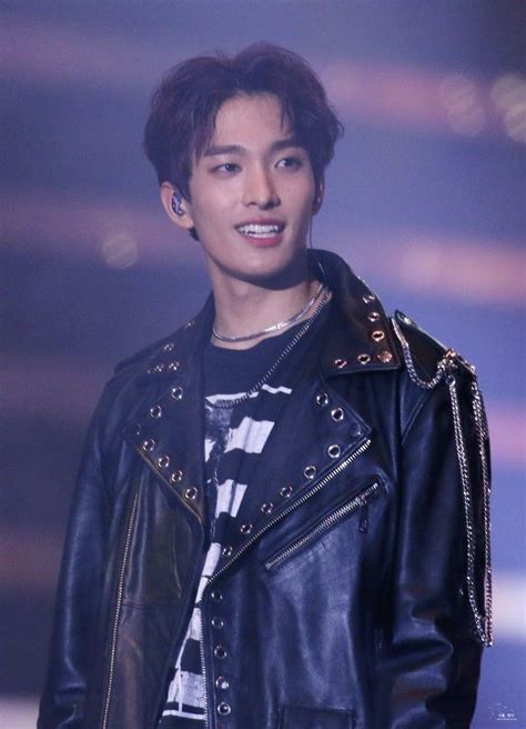 Pin On Dk Seventeen Kpop Seventeen Seventeen Lee Seokmin