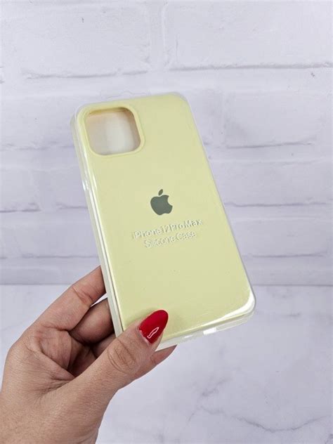 silicone case iph  pro   ama crema celulandia