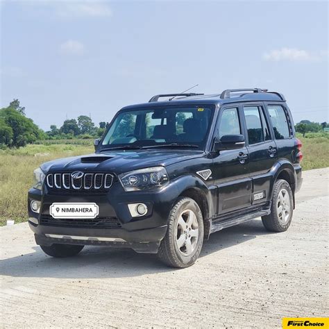 Mahindra Scorpio Black