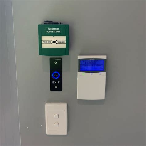 Commercial Alarm Systems - Lockdown Security