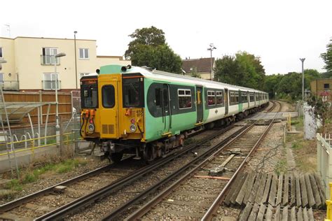 455819 Whyteleafe Tsgn Southern Class 455 Unit No 45581 Flickr