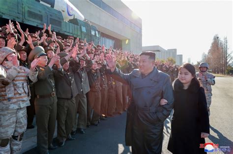 金正恩的接班人是她？2度密集攜愛女公開亮相 引「女帝登基」猜測 國際 Newtalk新聞