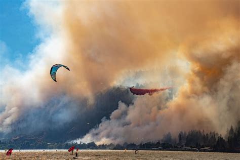 Raging Tunnel Five Fire In Columbia River Gorge Claims Numerous Buildings