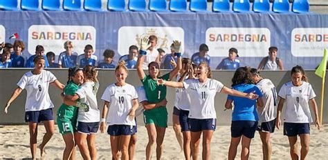 Europei Beach Soccer Le Azzurre Battono La Repubblica Ceca Uomini Ko