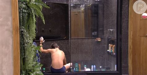 Foto Vaidoso Rafael Se Depila No BBB15 Brother Foi Para O Box Do