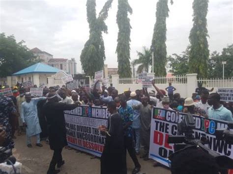 Protesters Storm Apc National Secretariat Demand Sack Of Nwc Photos