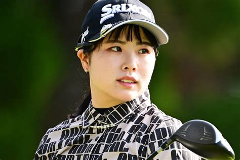 ＜中間速報＞尾関彩美悠が「68」で3位浮上 首位は金澤志奈 小祝さくらと原英莉花が3差で前半プレー中【女子ゴルフ】