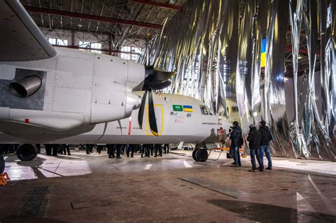 Ан-132: Первое знакомство с новейшим самолетом "Антонова" — Центр ...