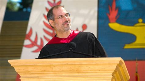 El discurso de Steve Jobs que emocionó al mundo y hará valorar tu vida