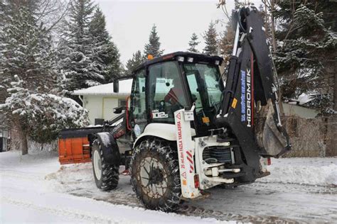 Boz Y Kte Kar Temizleme Al Malar Devam Ediyor