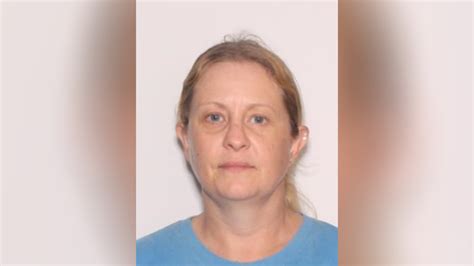 Wheres Laura Manatee County Deputies Searching For Missing Woman