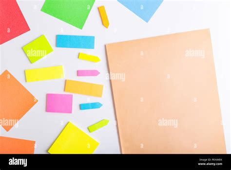 Different Blank Reminder Notes Hi Res Stock Photography And Images Alamy