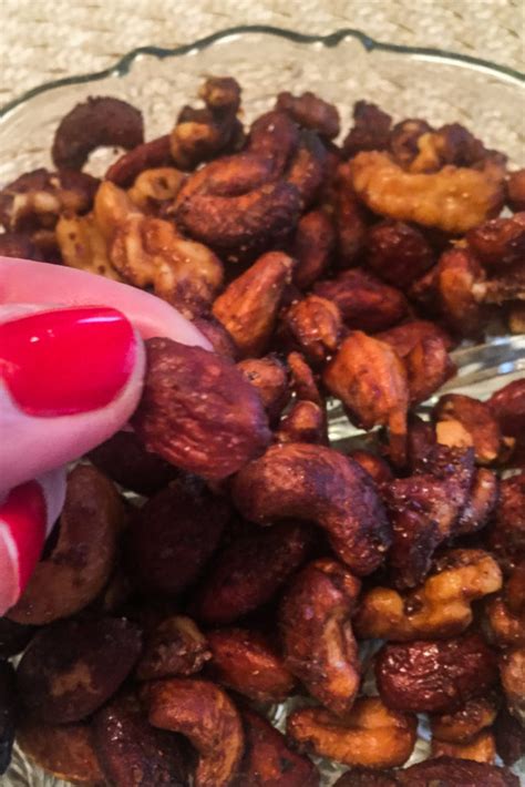 Spicy Roasted Nut Mix Elegant Entertaining