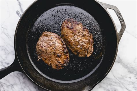 Easy Pan Seared Sirloin Steak Recipe The Food Cafe