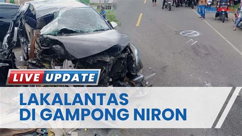 Kecelakaan Laka Lantas Melibatkan Avanza Vs Mobar Boks Di Gampong Niron