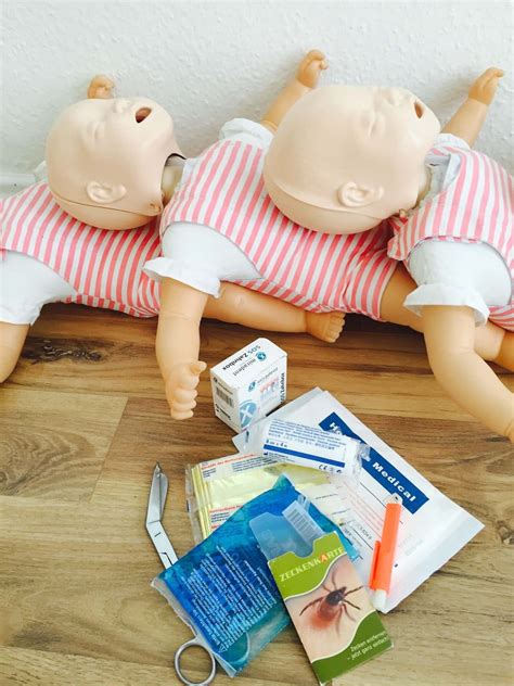 Erste Hilfe F R Babys Und Kleinkinder Notf Lleim Kleinkindalter