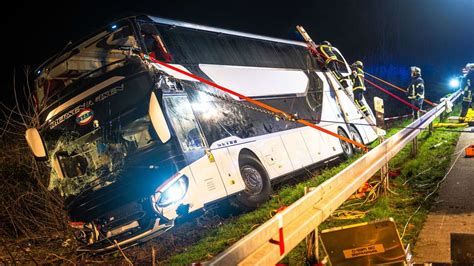 Busunglück auf der A44 zwischen Unna und Werl Ursache steht fest