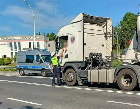 Trze Wy Poranek Na Ulicach Przemy La Skontrolowano Ponad Os B